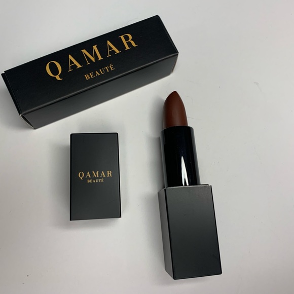 Lipstick - Picture 11 of 14